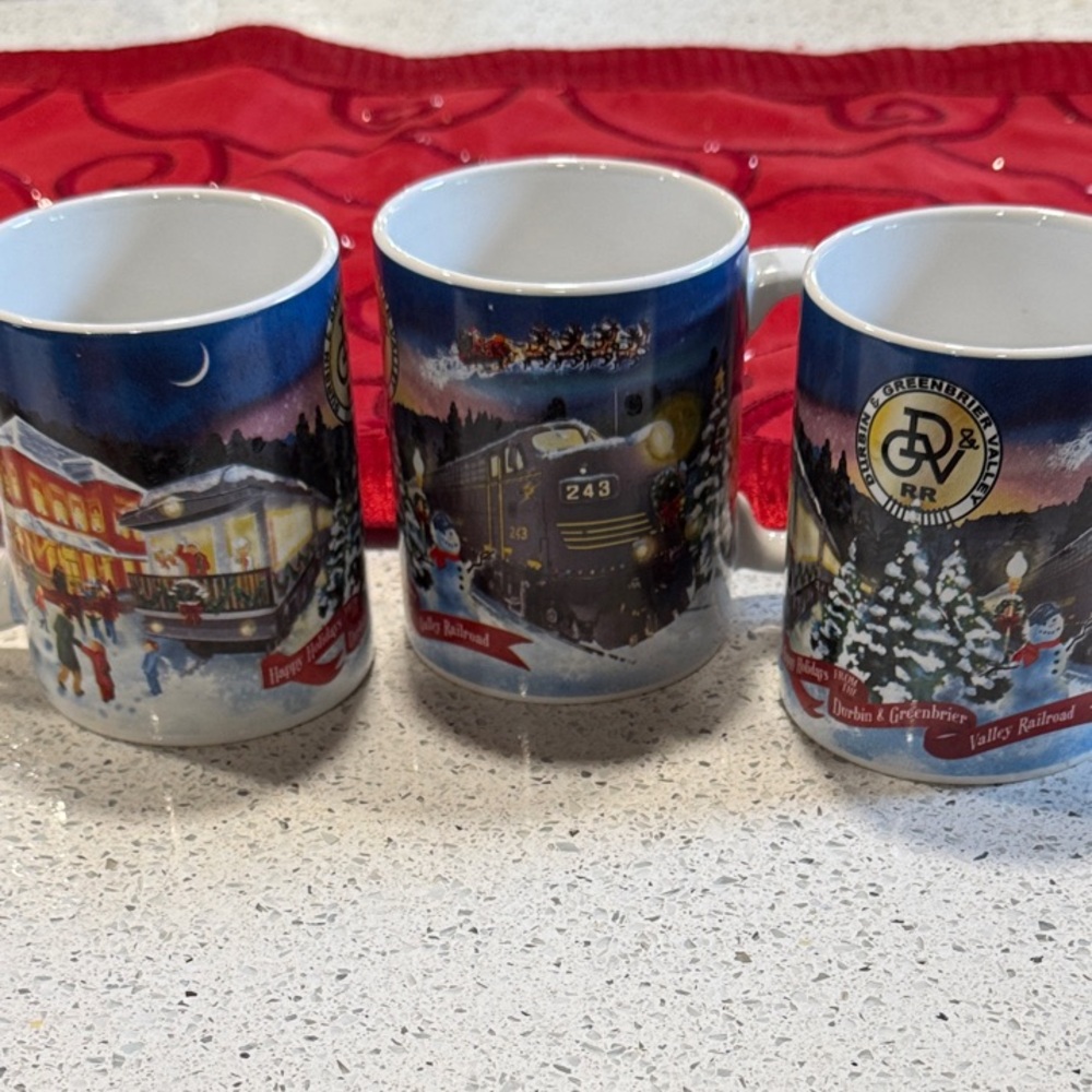 Collectible Christmas Train Themed Mugs Set 🚂🎄